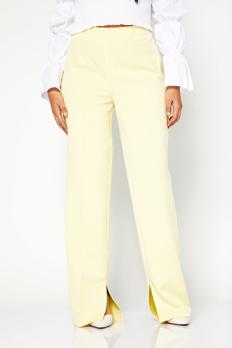NA-KD Women Regular Fit Solid Trousers, Yellow - Image 1