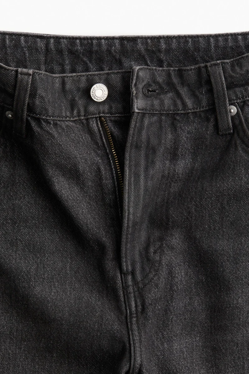 اتش اند ام جينز بخصر عالي وساق باريل