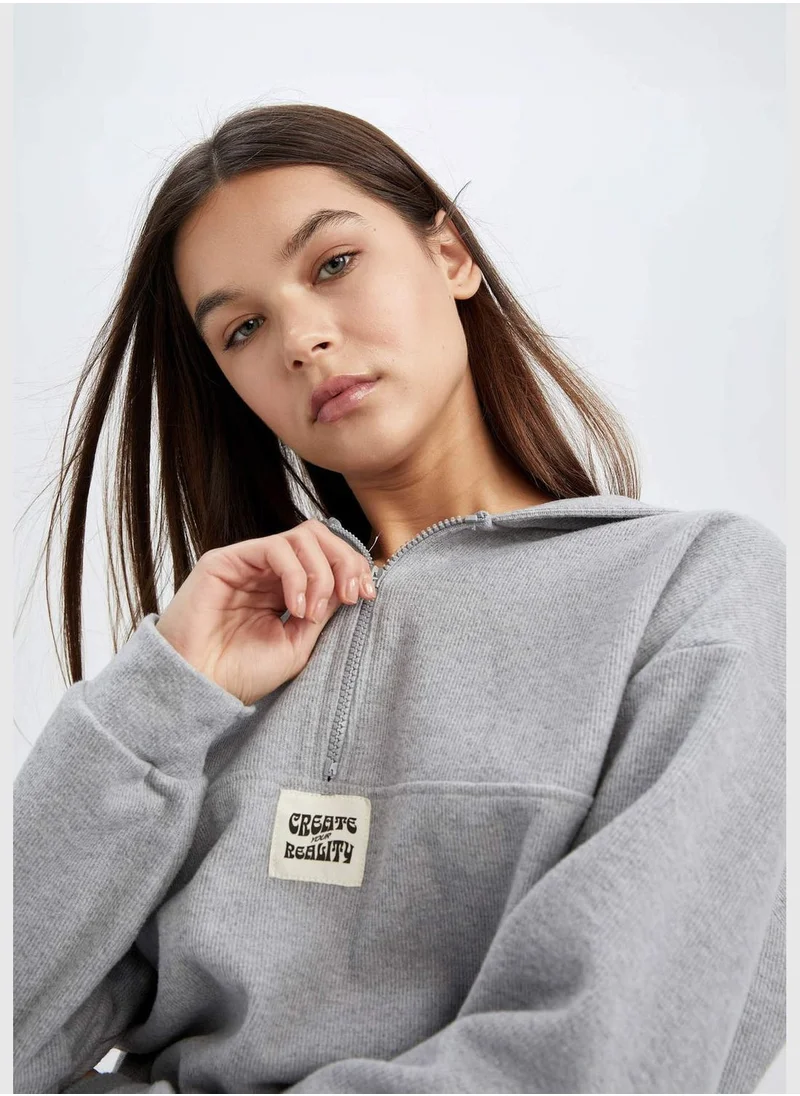 DeFacto Woman Hooded Knitted Sweatshirt