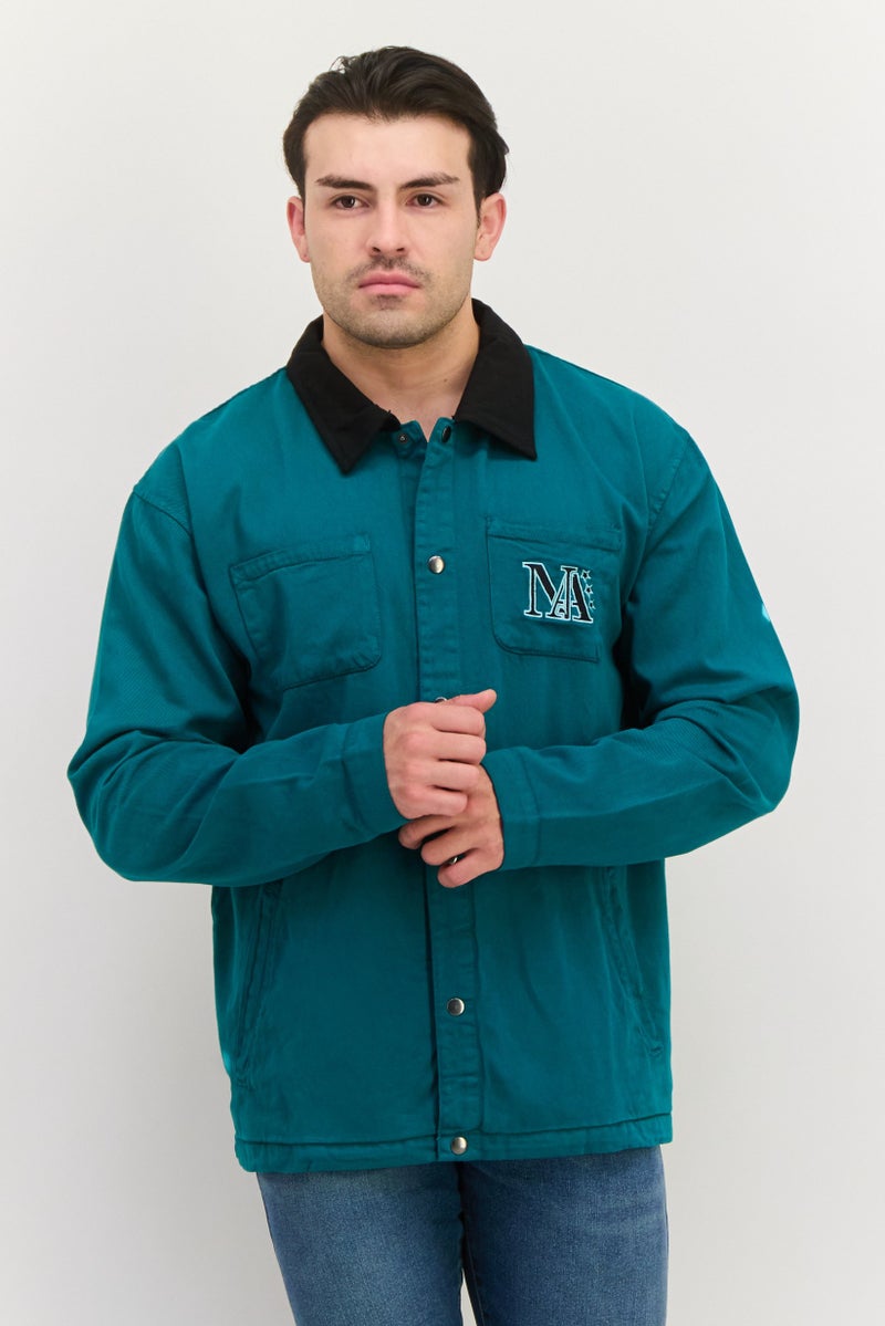 Night Addict قميص جاكيت مزخرف بشعار للرجال، أخضر مائل إلى الأزرق - Image 1