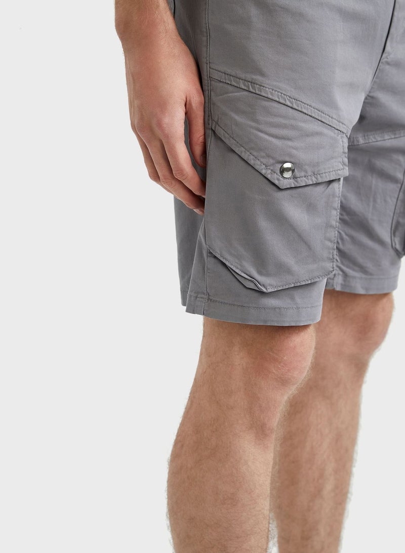 DeFacto Essential Shorts  - Image 2