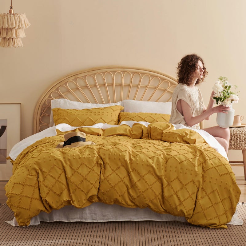 Bedsure 3 Pieces Boho Duvet Cover Set King Size, Breathable & Soft Bedding for All Seasons, Includes 1 Duvet Cover (265 cm x 230 cm) with Zipper Closure and 2 Pillow Shams (50 x 90 cm), Mustard Yellow - Image 3