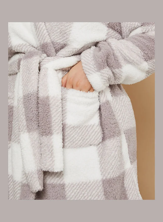 Styli Checked Fleece Knee Length Robe