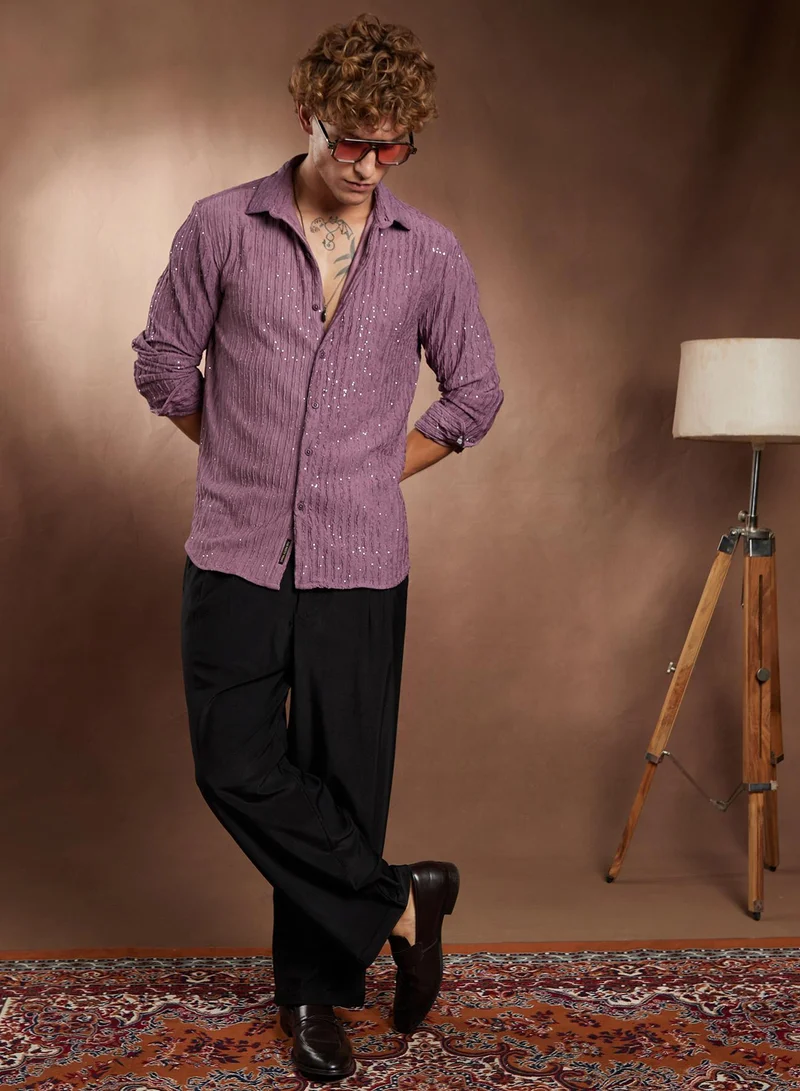 Campus Sutra Campus Sutra Men's Grape Purple Trough-Crease Shirt For Casual Wear | Spread Collar | Long Cuffed Sleeves | Button Closure | Shirt Crafted With Comfort Fit For Everyday Wear
