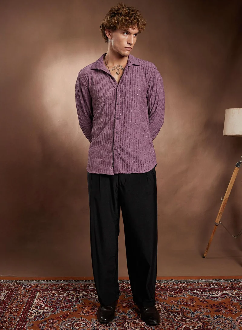 Campus Sutra Campus Sutra Men's Grape Purple Trough-Crease Shirt For Casual Wear | Spread Collar | Long Cuffed Sleeves | Button Closure | Shirt Crafted With Comfort Fit For Everyday Wear