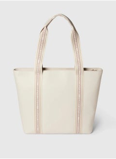 Tommy Hilfiger Plus Tommy Hilfiger Shopper with label details  - Image 3