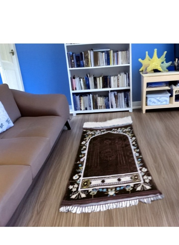 Salam Gifts - An engraved and soft prayer rug with a luxurious and comfortable velor face, suitable for both genders - Image 1