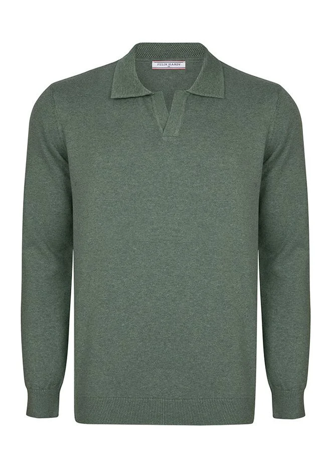 Pullover with Polo Collar - Buttonless