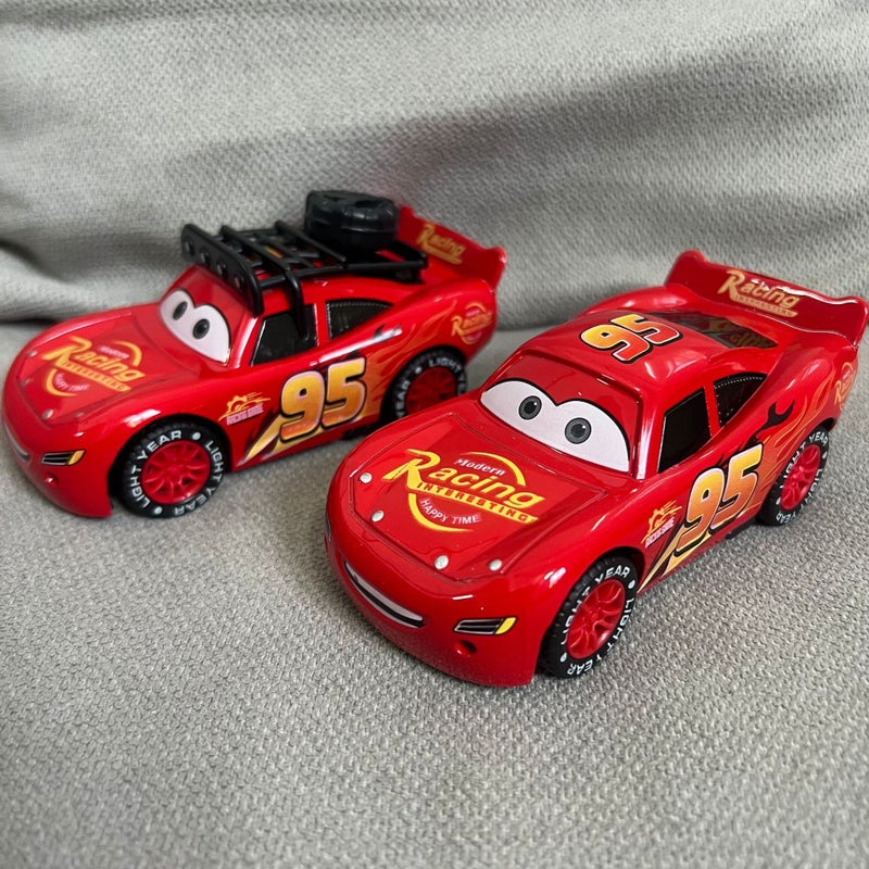 Cars Lightning McQueen Alloy Pull-Back Toy Car with Lights & Music - Image 2