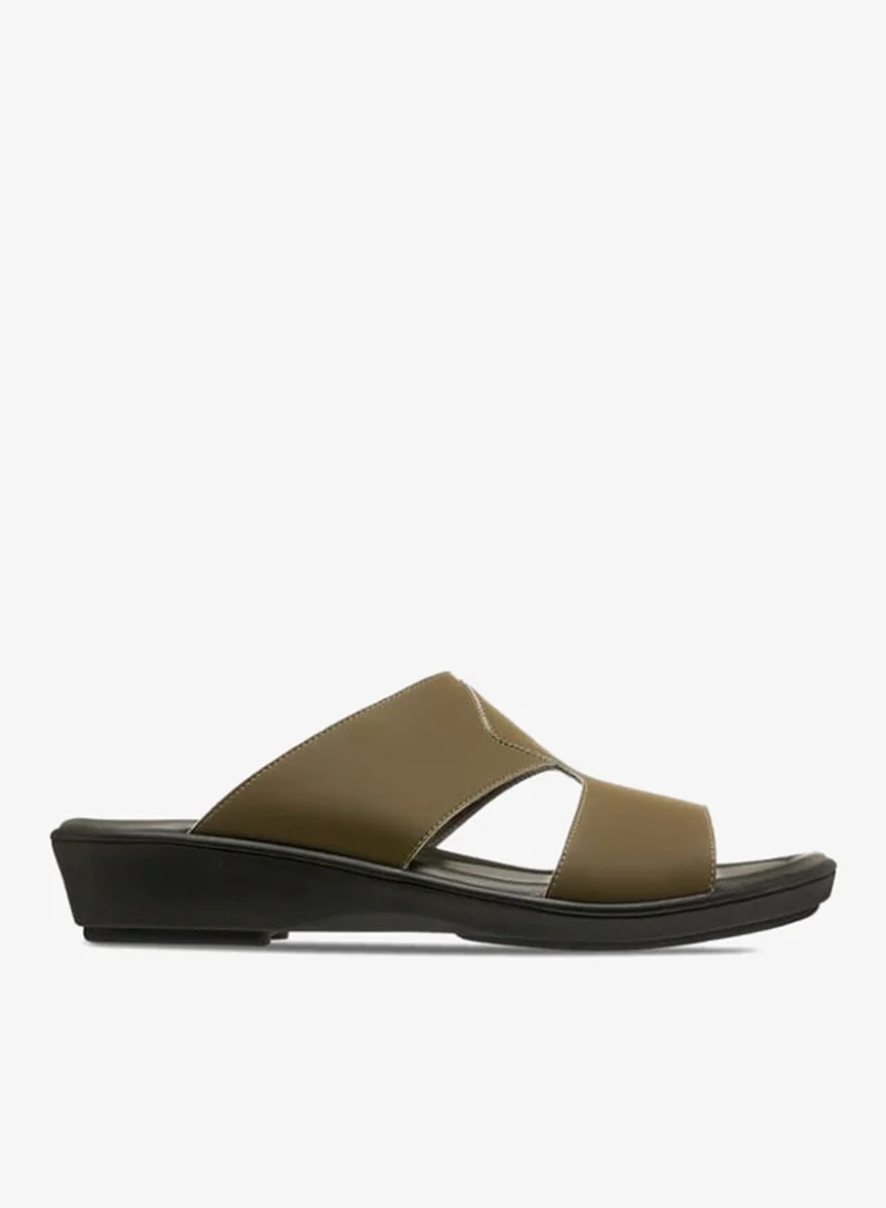 Cutout Detail Slip-On Arabic Sandals
