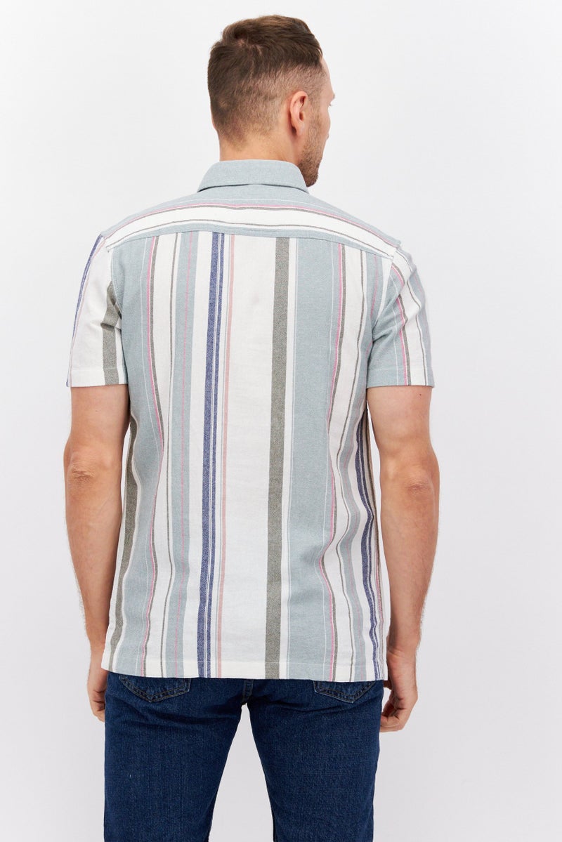 ESPRIT قميص رجالي عادي بقصة مريحة بأكمام قصيرة مخطط، أخضر - Image 2