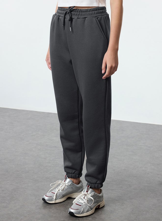 trendyol grey Thick Inside Fleece Basic Knitted Sweatpants Pants - Image 4