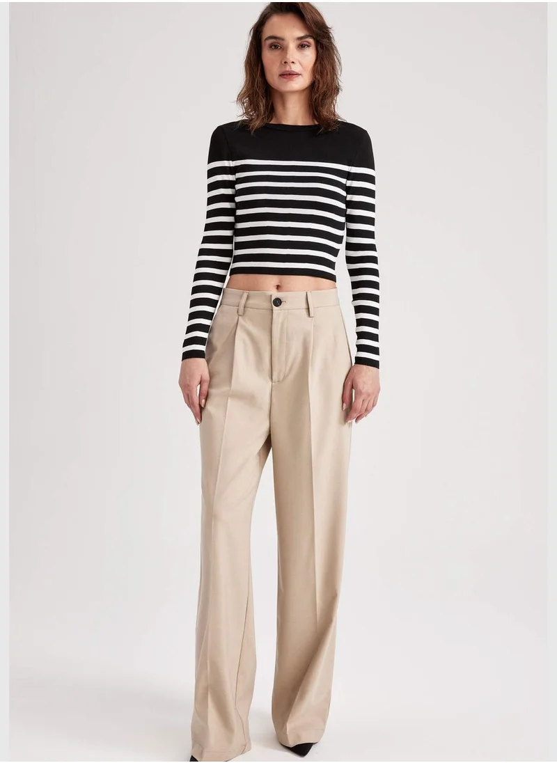 ديفاكتو Woman Wide Leg Woven Trousers