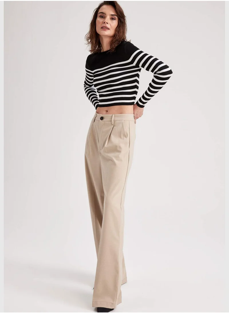 ديفاكتو Woman Wide Leg Woven Trousers