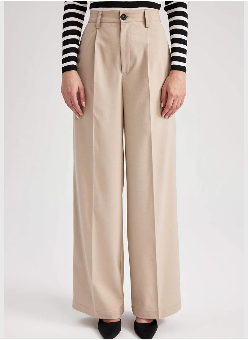 ديفاكتو Woman Wide Leg Woven Trousers
