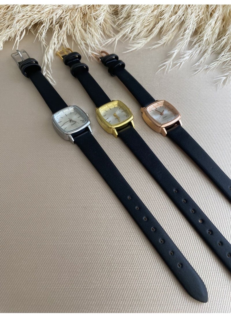 QUARTZ Retro Minimal Vintage Leather Band Women's Wristwatch  - Image 3