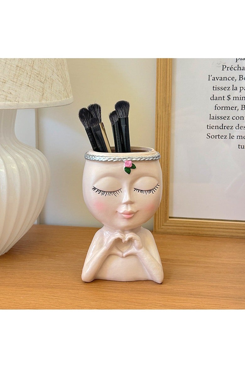 Simple Loving Little Girl Pen Holder Living Room Desk Writing Storage Decorative Ornaments Beige - Image 1