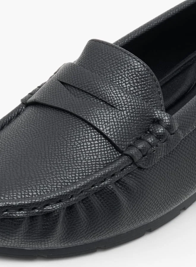 لو كونفورت Women Textured Slip-On Loafers