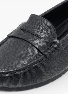 Le Confort Women Textured Slip-On Loafers  - Image 4