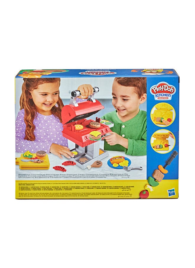 HASBRO - PLAYDOUGH - Play-Doh Kitchen Creations Grill 'N Stamp Playset 6 Colors Play Kitchen Accessories Preschool Toys Barbecue Kitchen Toys For 3 Year Old Girls & Boys & Up - Image 1