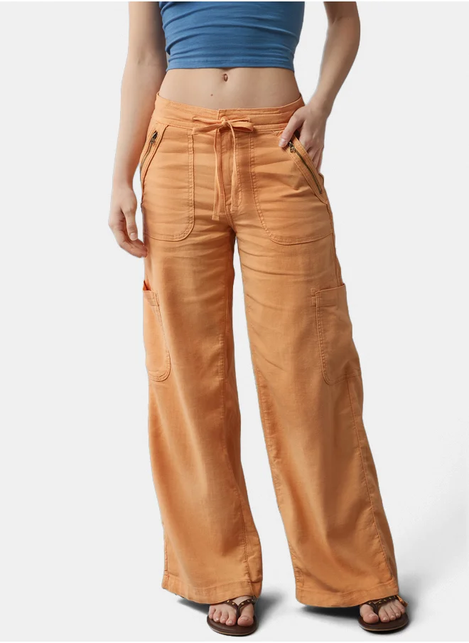 امريكان ايجل AE Dreamy Drape Linen-Blend Baggy Wide-Leg Cargo Pant