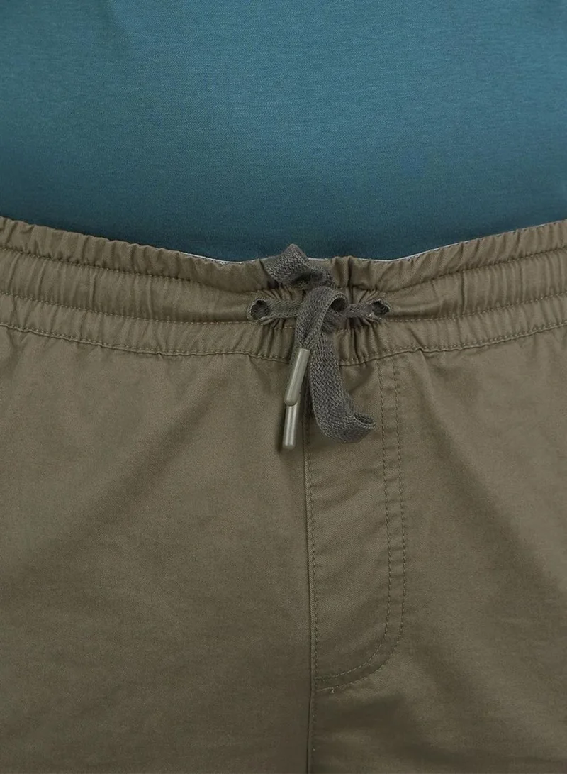 GIORDANO  Men's Cotton Twill Bermuda Shorts: Slim Fit, Elastic Waist, Ultimate Comfort for Men | Best Price UAE