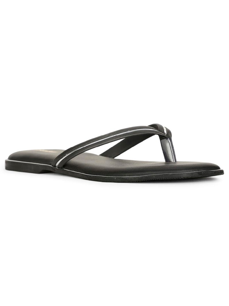 Bata Yoko Flat Thong Women's Black Flat Slippers - 6 UK (5716471) - Image 1