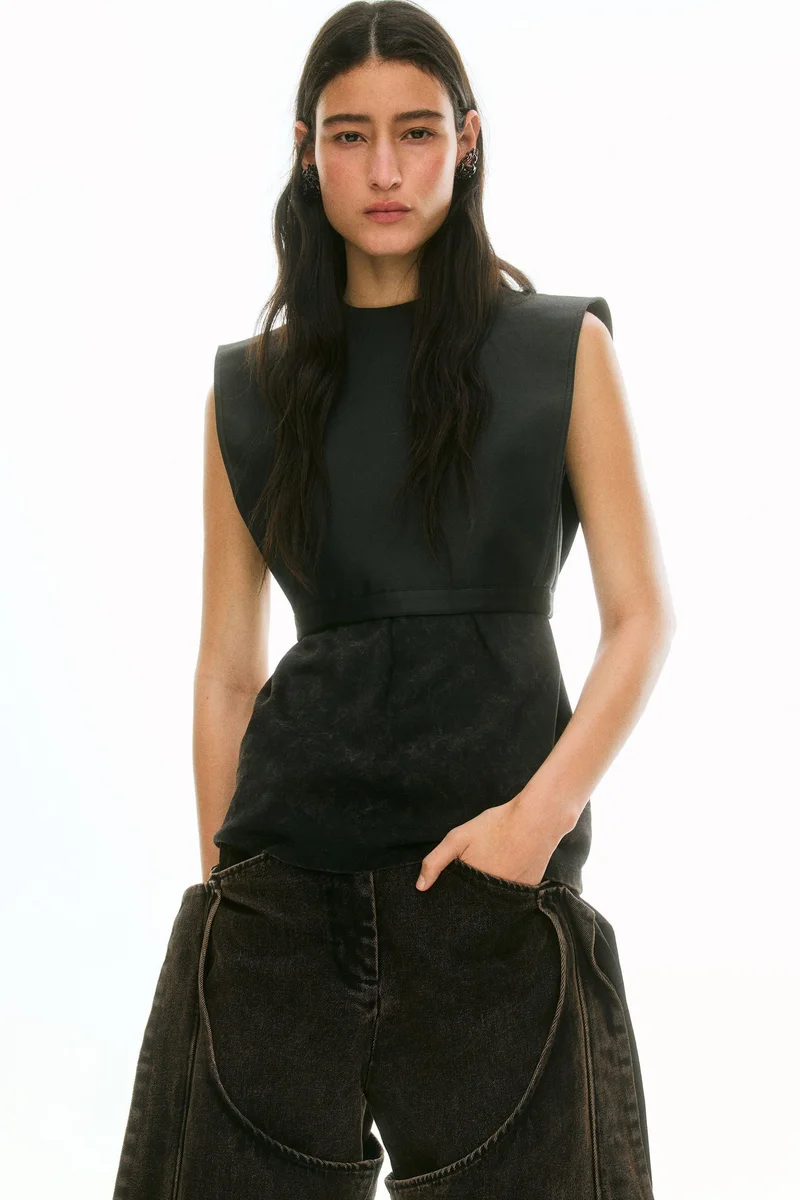 اتش اند ام بلوزة بطبقات