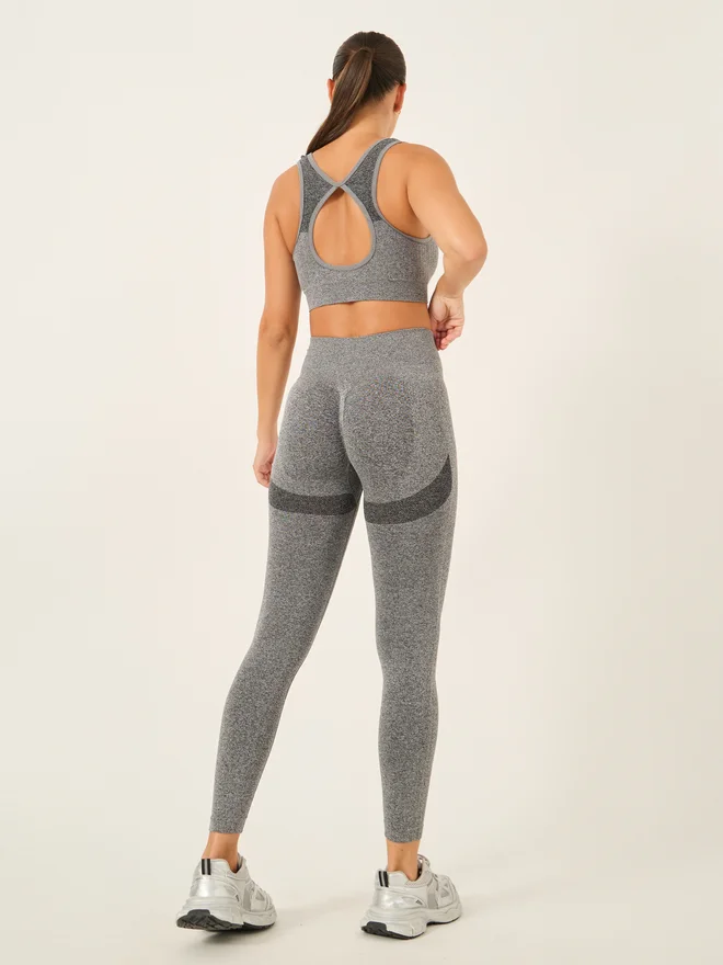 Styli Styli Active Seamless Back Teardrop Cut Out Sports Bra and Jacquard Leggings Set