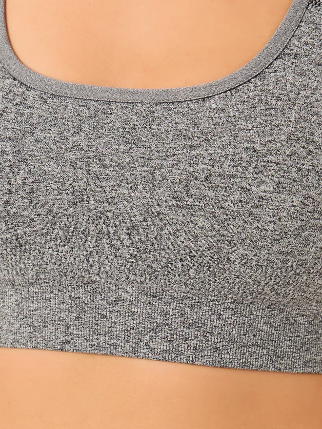 Styli Styli Active Seamless Back Teardrop Cut Out Sports Bra and Jacquard Leggings Set