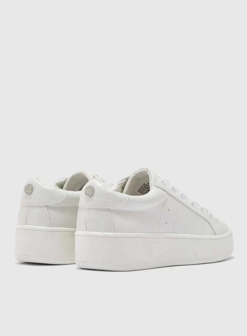STEVE MADDEN Bertie Low Top Sneaker - White