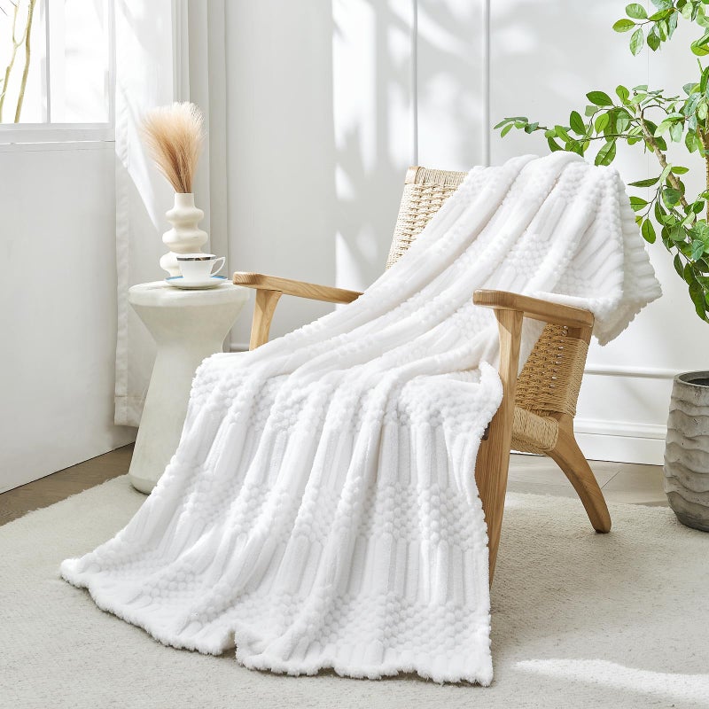 lifein Fall Throw Blanket for Couch-Soft White Boho Bed Throw Blanket Fleece Cozy Blanket for Autumn Cute White Fluffy Lightweight Blankets&Throws for Sofa Chair Home Decor Woman Man(50x60 White) - Image 5
