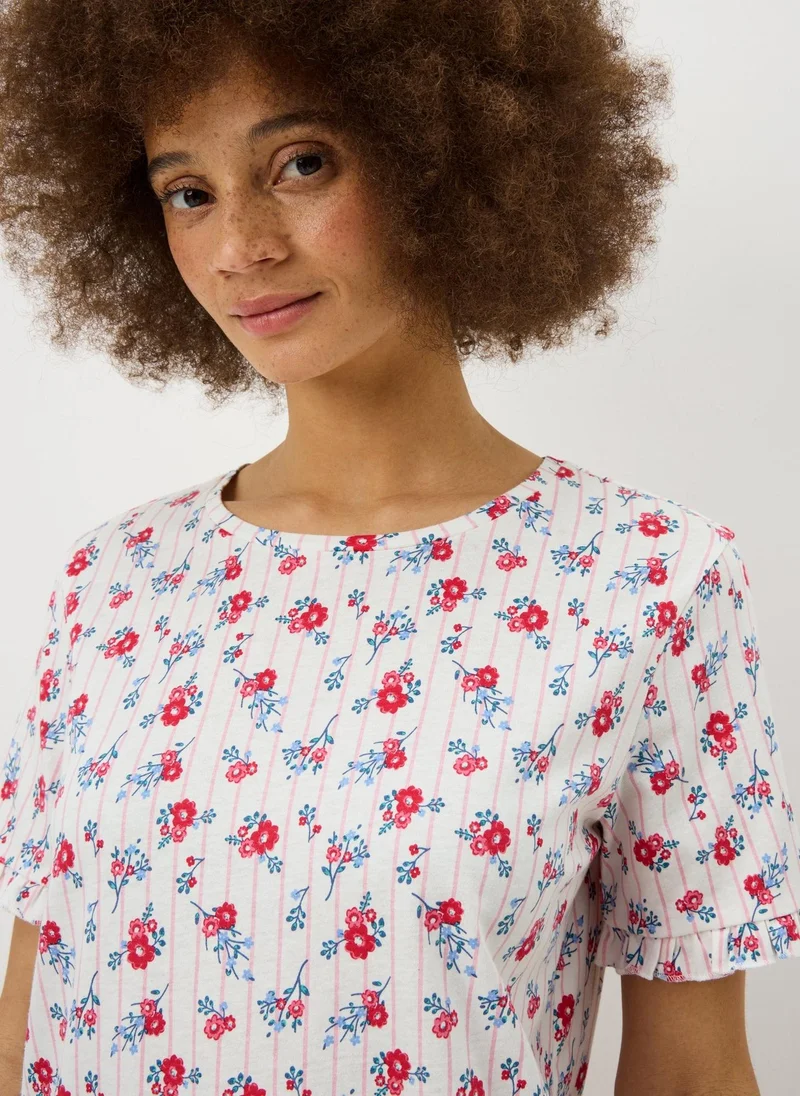 ماتلان طقم بيجامة أبيض مزين بكشكشة وزهور