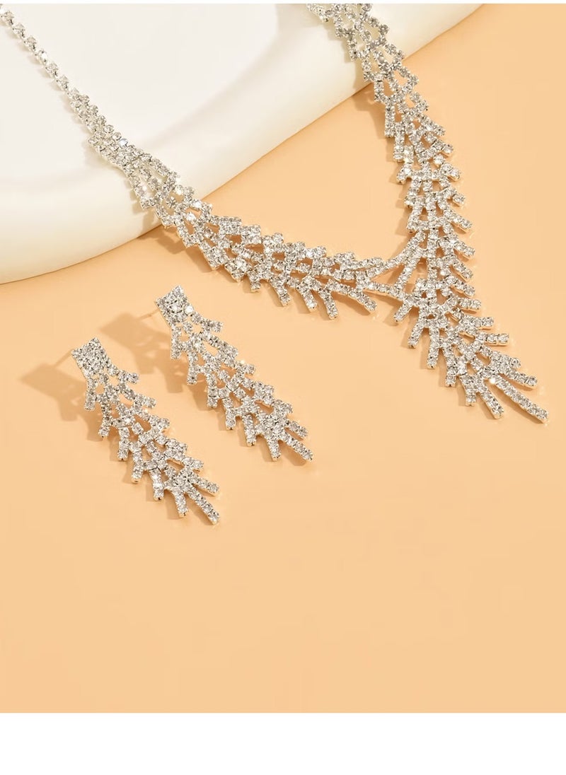 2 Piece Jewelry Set of Necklace and Earrings Shiny Diamond Chic Rhinestone Decor Jewellery Set for Women Ladies Gift for Mother Wife Girlfriend Bridesmaids Wedding Party Accessories - Image 3