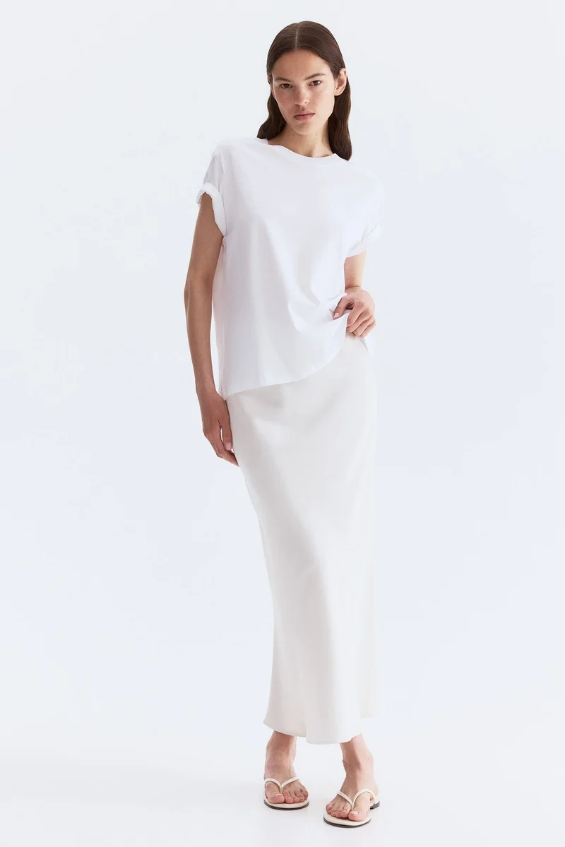 اتش اند ام تنورة ماكسي من الساتان