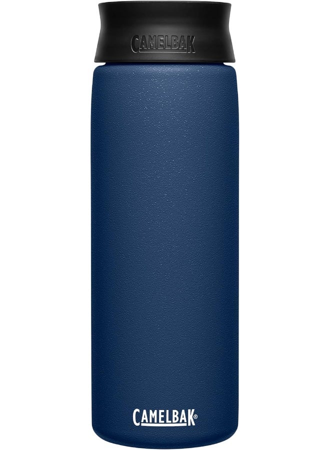 CAMELBAK زجاجة كاملباك هوت كاب المعزولة بالفراغ 20 أونصة، أزرق غامق - Image 1