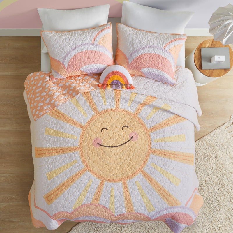 Intelligent Design Kids Queen Bedding Set Cotton Sun Full Size Quilt Sets for Girls Rainbow & Clouds Reversible Queen Coverlet Dawn Light & Breathable Sham Throw Pillow Full/Queen Yellow/Coral 4 Piece - Image 1