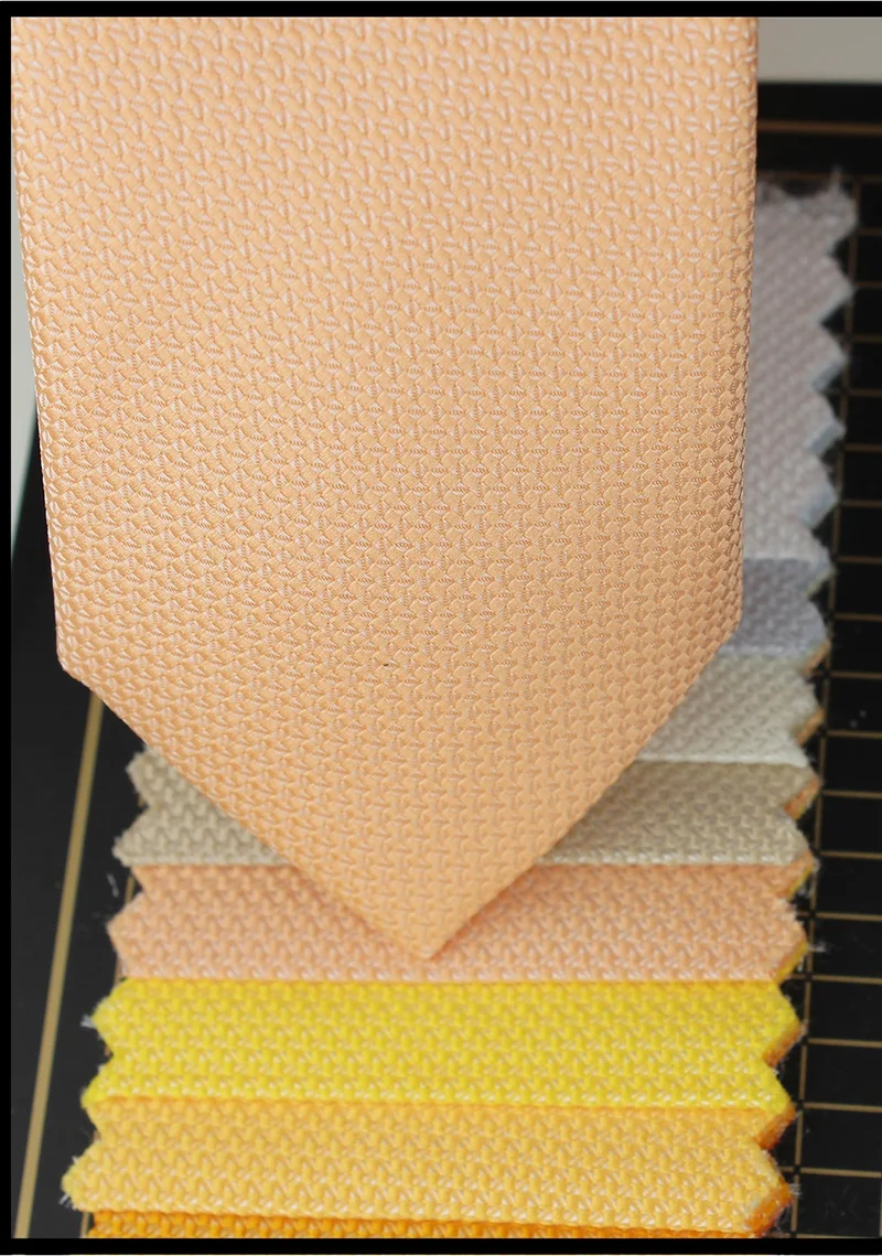 فاريتا Men's Light Salmon Dobby Eyelet Pattern Narrow Handkerchief Tie