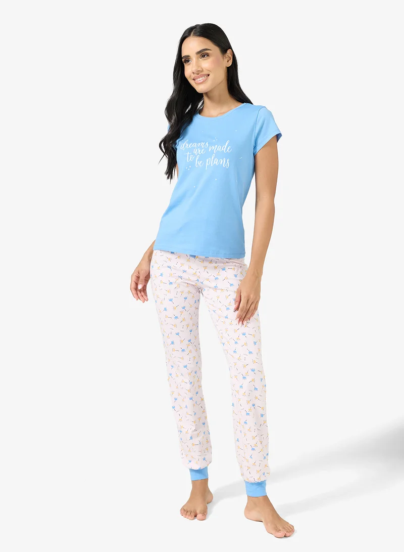 Ginger Graphic T-shirt & Pyjama Set