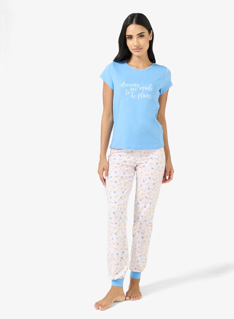 Ginger Graphic T-shirt & Pyjama Set