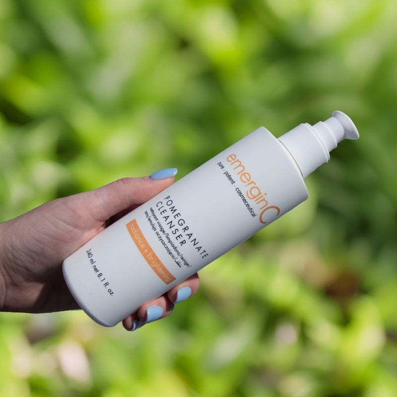 emerginC Pomegranate Gel Cleanser - Hydrating Face Wash with Fruit Extracts and Green Tea, 240 ml - Image 3