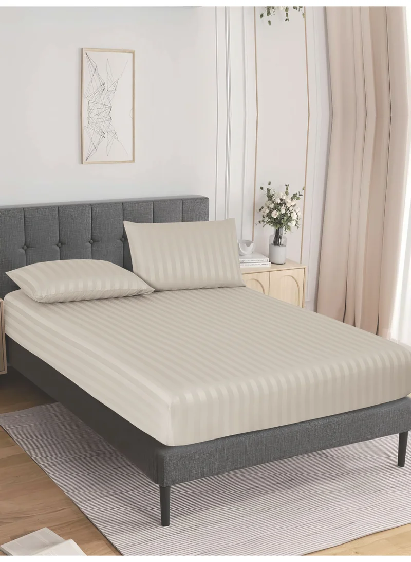 Donetella QUEEN (150X200cm) Premium 3 Piece – 150×200 cm Queen Striped Fitted Sheet, and 35 cm Deep Pocket, Secure All-Around Elastic Fit, No Excess Fabric.  | Best Price UAE