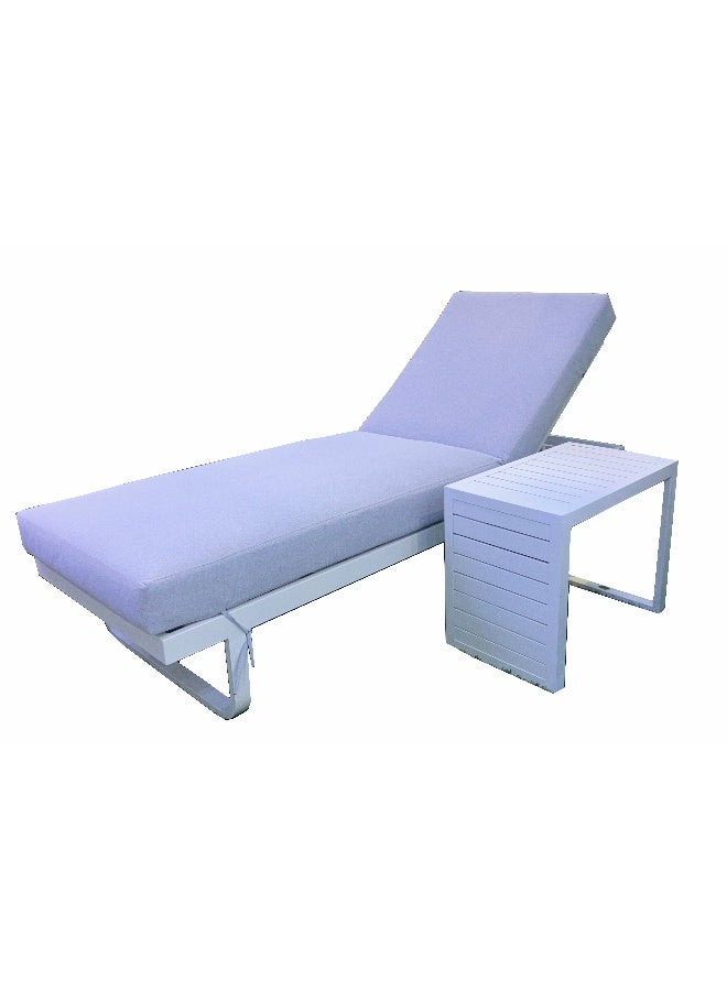 Oasis Casual White aluminum sunlounger with wheel and side table