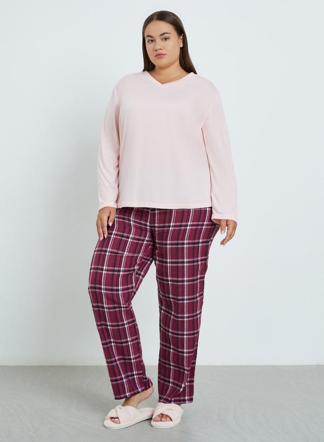 Styli Plus Size Solid V Neck T-Shirt and Check Pyjama Set - Image 1