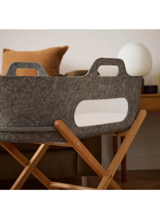 Snuz Baskit Moses Basket And Stand Set For Baby, Dual Mesh Windows For Airflow, Soft Material, 3D Breathable Mattress, Machine Washable Liners, Basket And Stand 84 X 46.5 X 74 Cm - Dark Grey And Natural