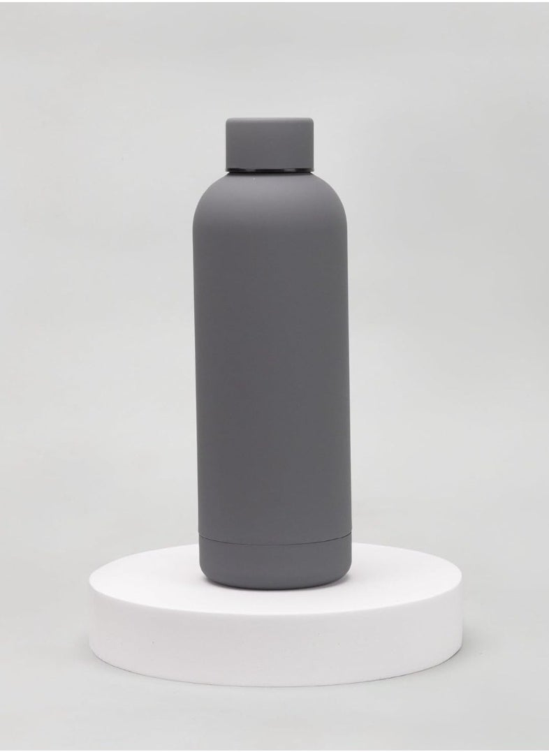 Generic - Insulated water bottle with airtight seal - Image 1