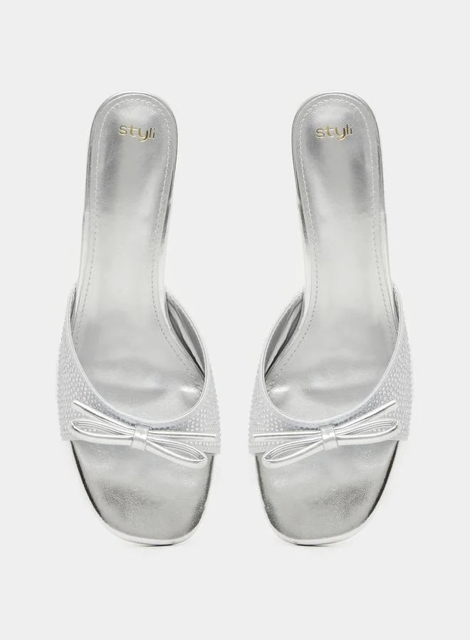 ستايلي Embellished Bow Block Heel Sandals