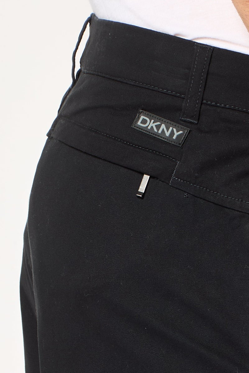 DKNY بنطلون تشينو عادي للرجال، أسود - Image 3
