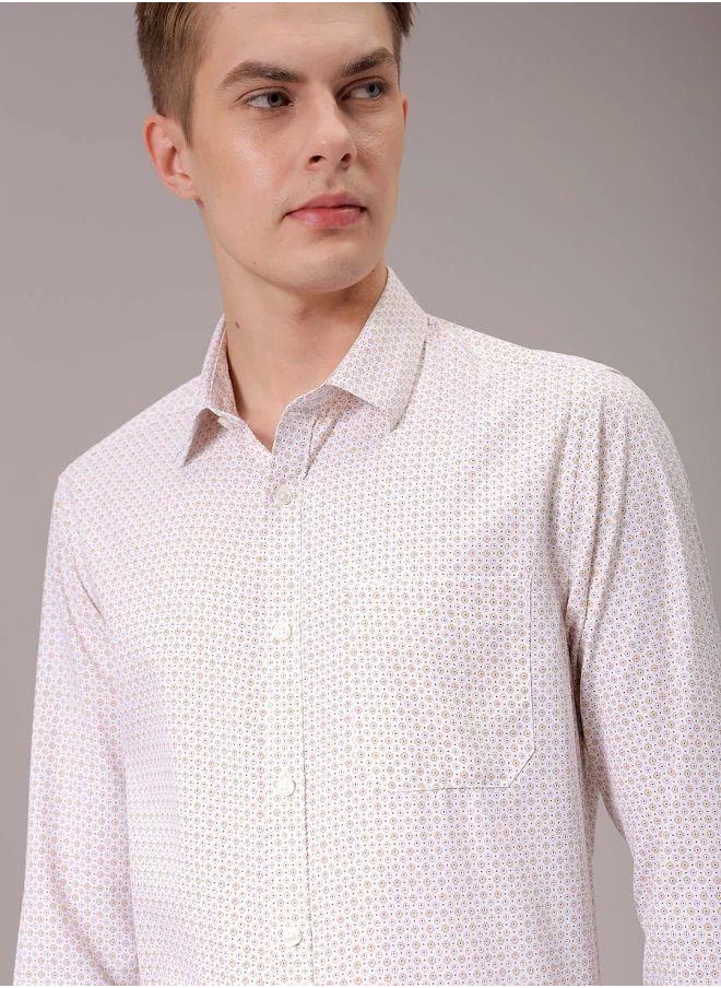 The Indian Garage Co Men Slim Fit Ditsy Printed Full Sleeves Cutaway Collar Formal Shirt
