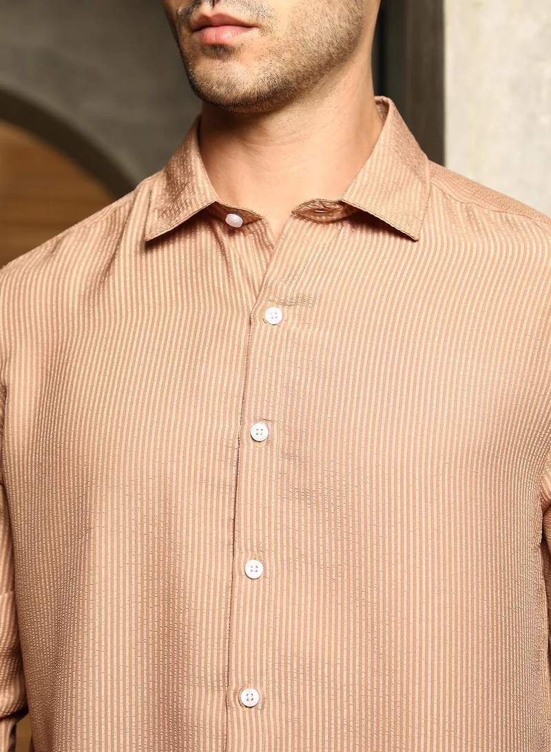 Campus Sutra Men's Ash Brown Seersucker Shirt